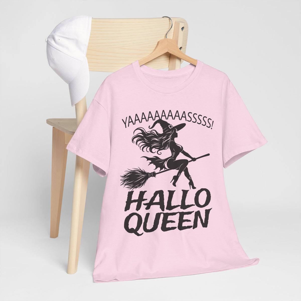 Hallo Queen Witch T‑Shirt — "YAAAAASSSSS!" Halloween Graphic Tee